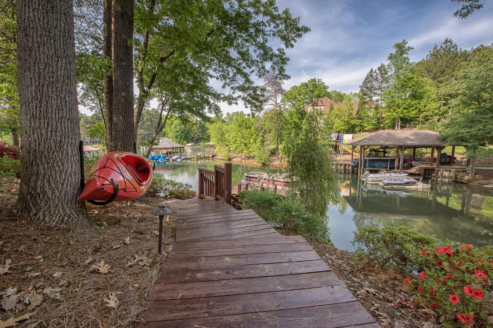 Lakeside Landing By Avantstay Private Dock ムアズビル エクステリア 写真